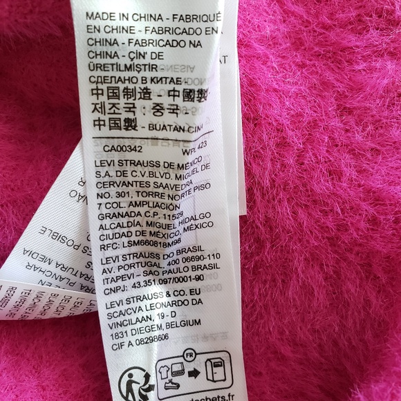 Levi's Pink Textured Sweater Size Small NEW! - Picture 14 of 14